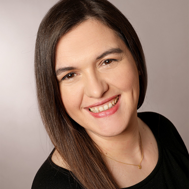 Portrait von Elisabeth Träger