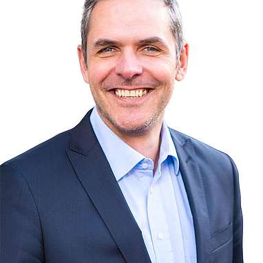 Portrait von Prof. Dr. Bernhard Allmann