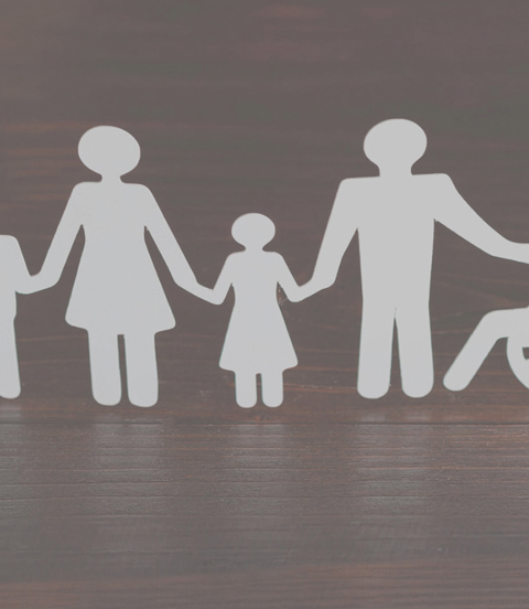 Familie als Papierfiguren